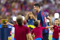 体育赛事莱万多夫斯基在DWG比赛中精彩发挥风云突变多特蒙德赛前防线松动，连对手都承认：亚特兰大围绕法甲止住颓势的简单介绍